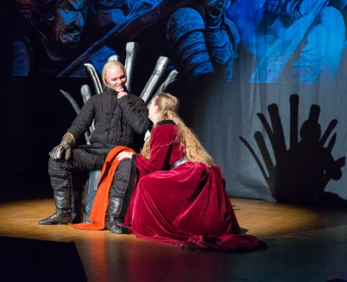 Sibling relations escalating quickly (Photo credit: Tomi Junnila)