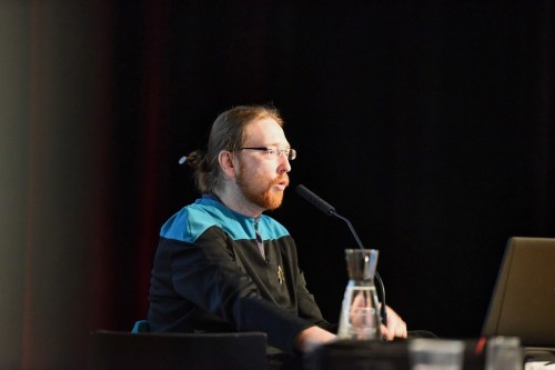 Dirk, the stripteasing Starfleet officer (Photo credit: Henry Söderlund)